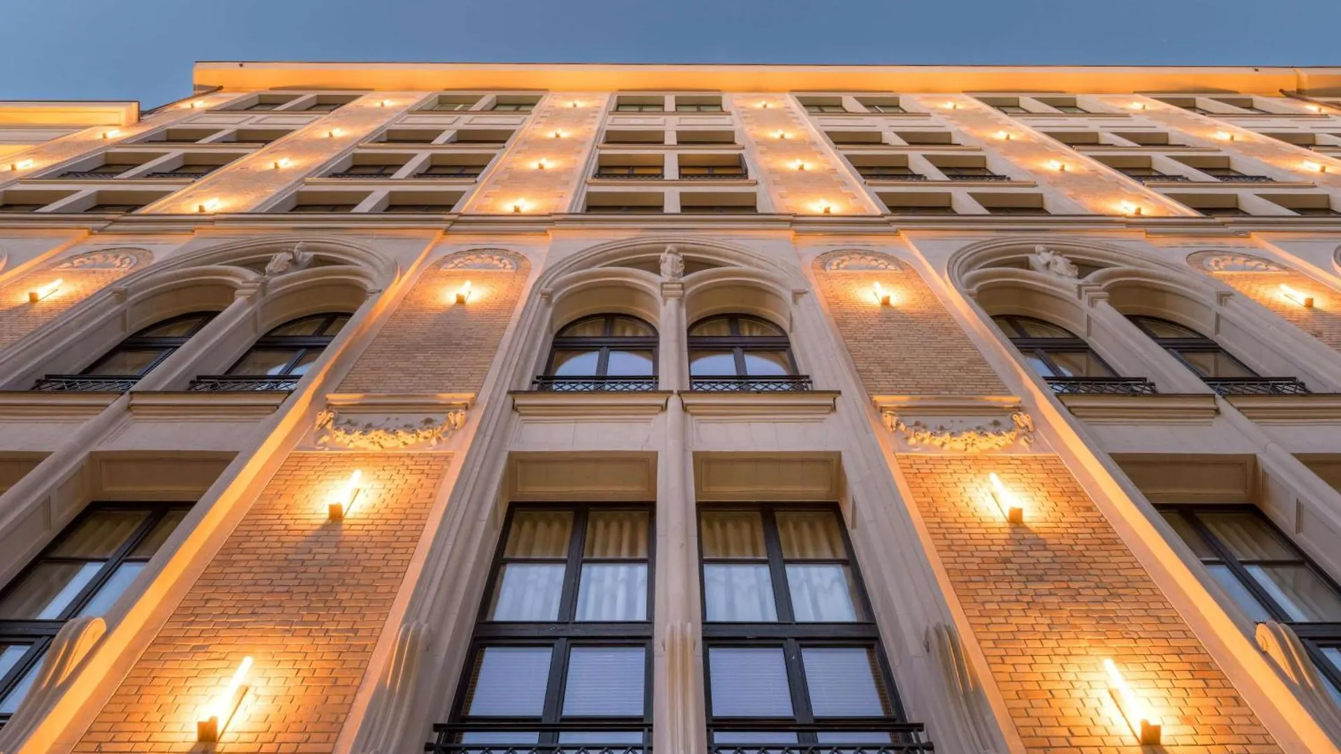 Sax Paris, Lxr Hotels & Resorts France
