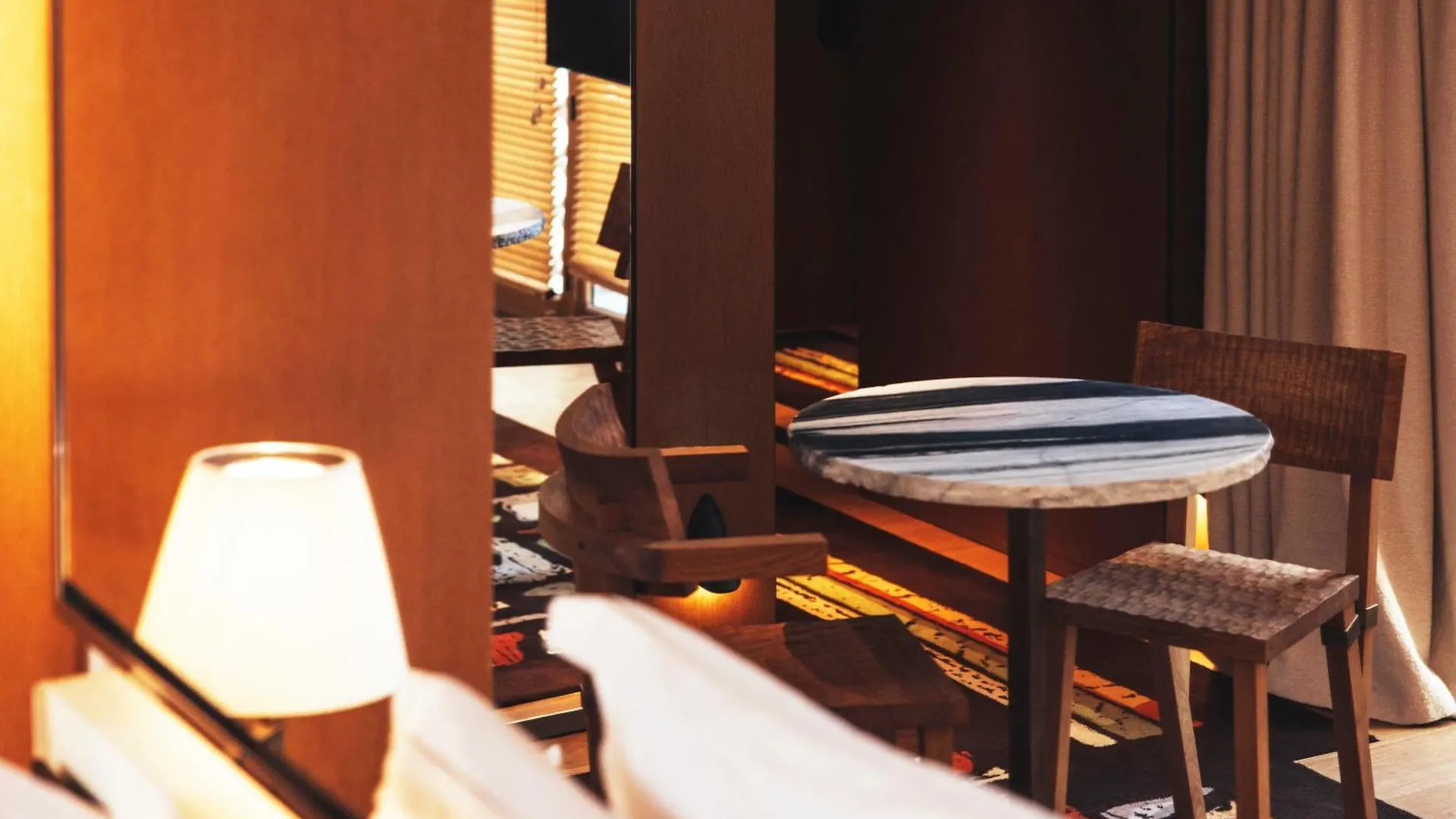 Sax Paris, Lxr Hotels & Resorts