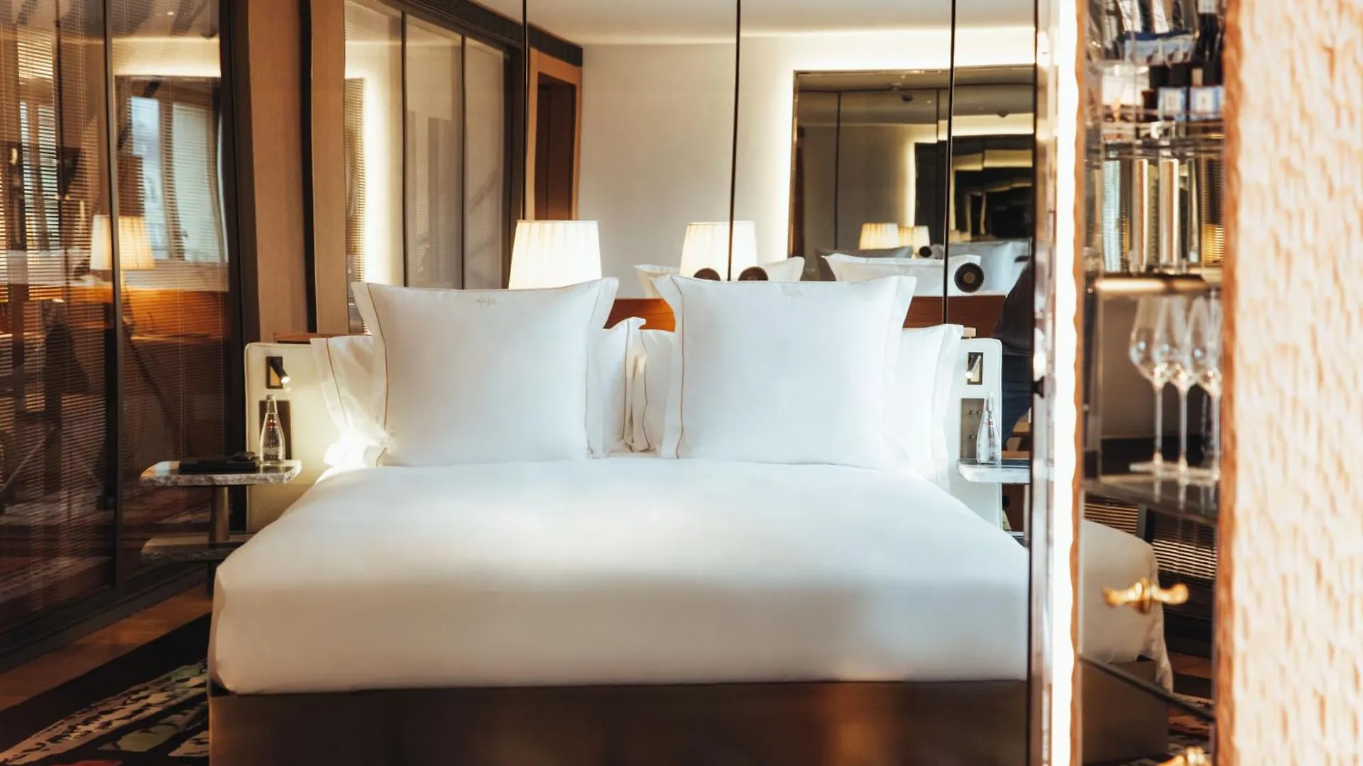 Sax Paris, Lxr Hotels & Resorts Paris