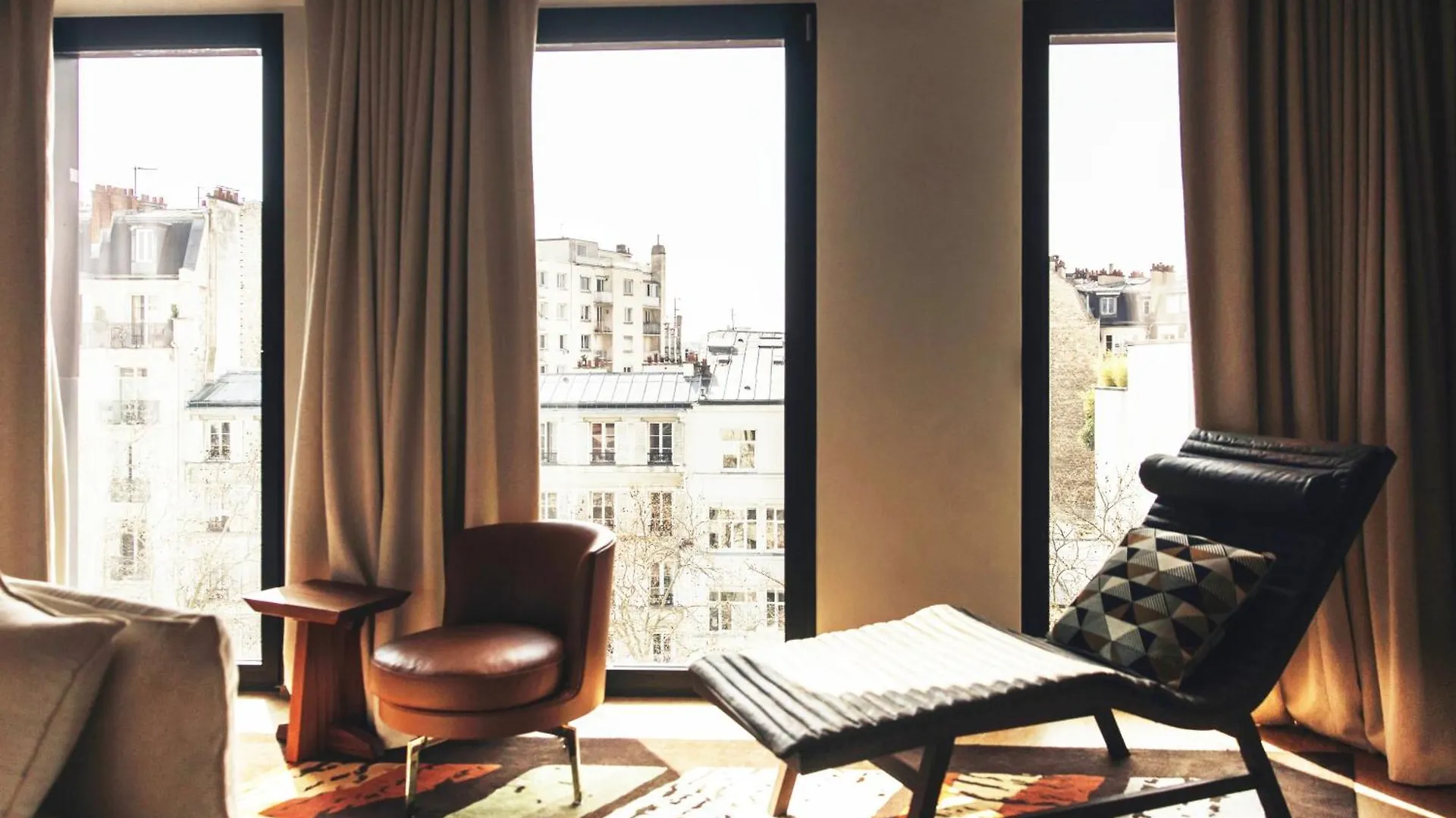 Sax Paris, Lxr Hotels & Resorts
