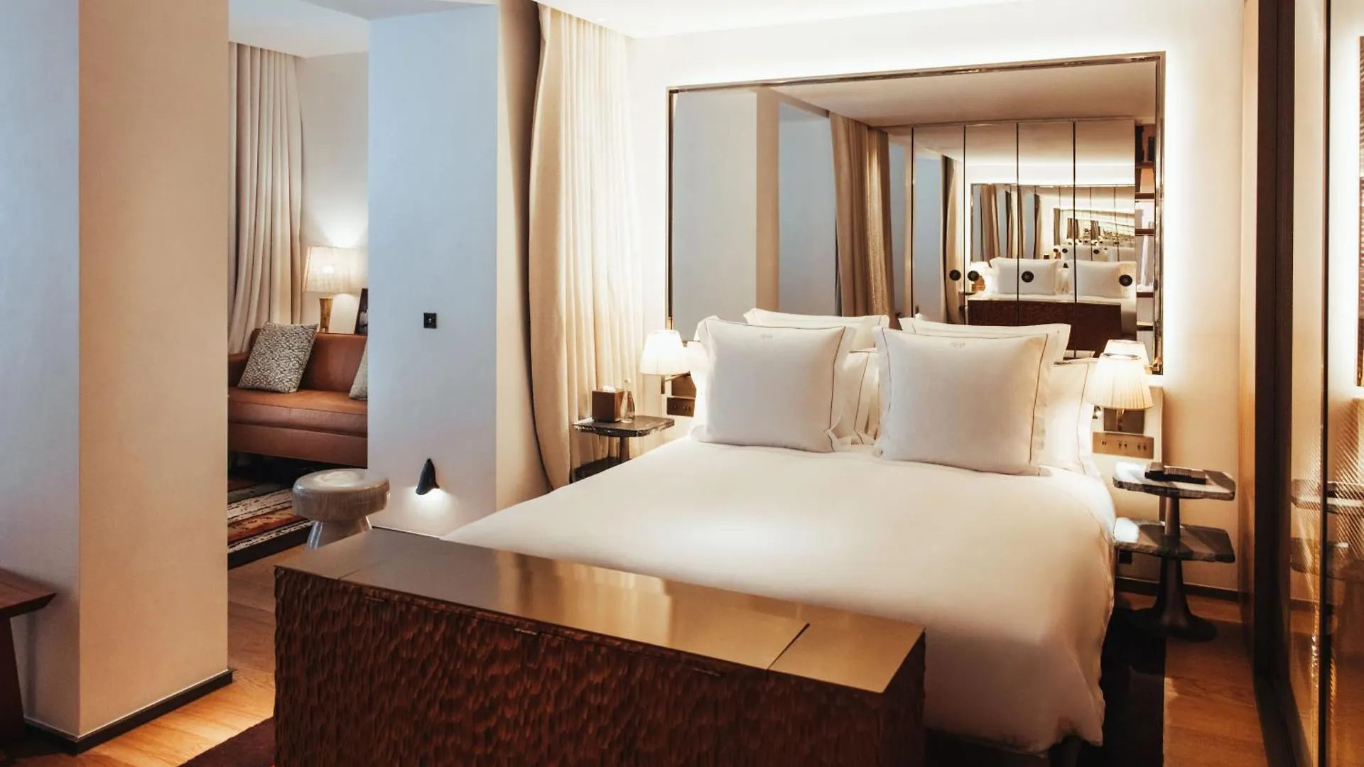 Sax Paris, Lxr Hotels & Resorts