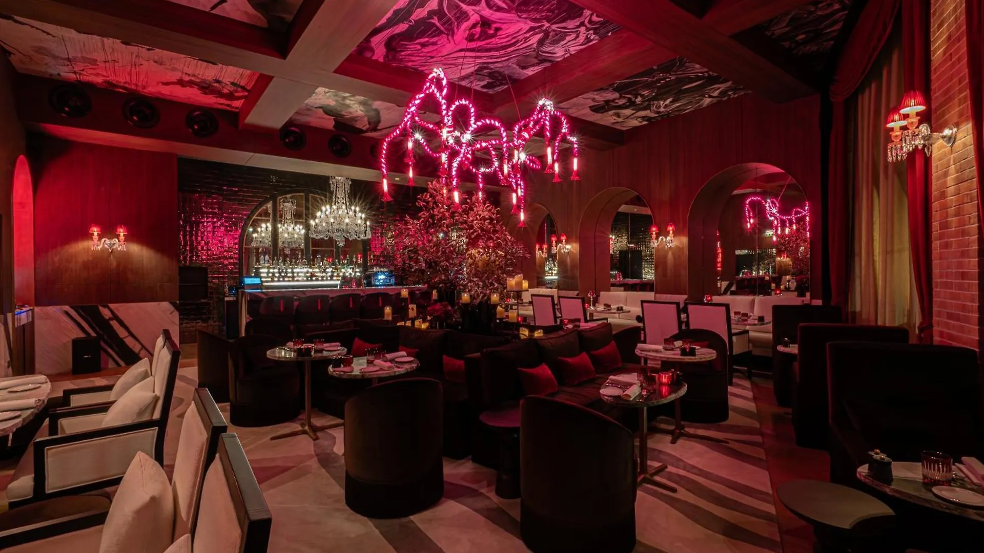 Hotel Sax Paris, Lxr Hotels & Resorts