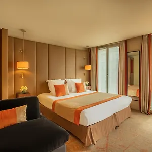 De La Bourdonnais Hotel
