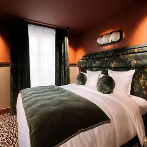 1.75 La Treve Hotel
