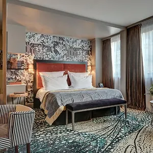 Juliana Hotel