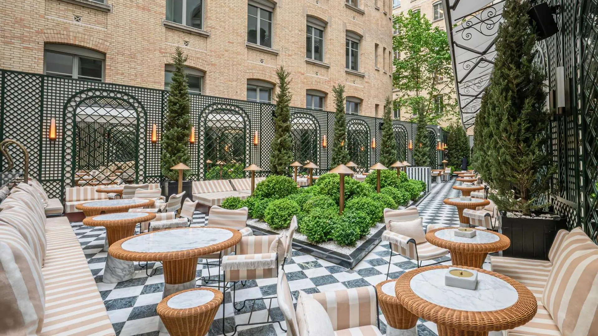 Hotel Sax Paris, Lxr Hotels & Resorts Paris